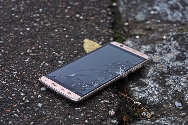 smartphone Ai ladri conviene rubare i cellulari Tim